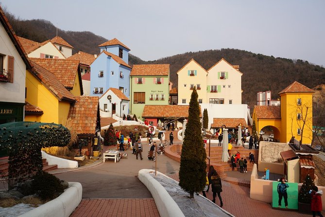 Private Tour Nami Island with Petite France 'and/or' The Garden of Morning Calm - Lunch and pacing: how the day stays comfortable