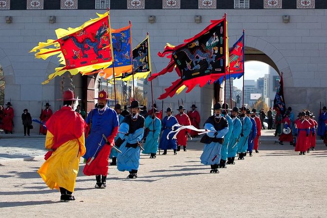 (Private tour) Seoul highlights; Gangnam and beyond Tour - Morning pickup and the modern-ride advantage