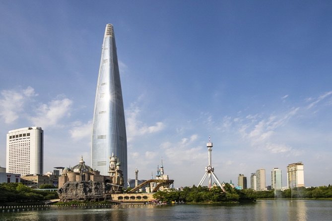 Private Tour to Lotte Tower, Aquarium and Lotte world Theme park - Seoul Sky at Lotte World Tower: the viewpoint that makes the day feel worth it