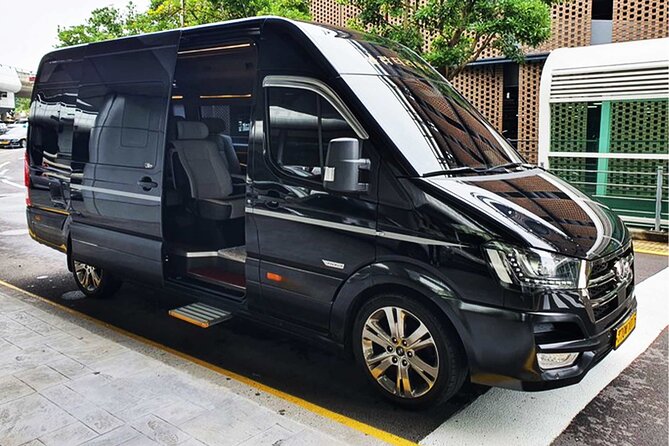 Private Transfer Incheon Airport <-> Seoul Korea - Meet-and-Greet at Incheon, With Real-World Clarity