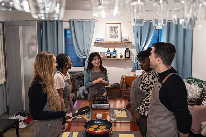 Secret Cooking Class in Seoul by Secret Food Tours - Kimchi class near Gyeongbokgung, with a secret meetup