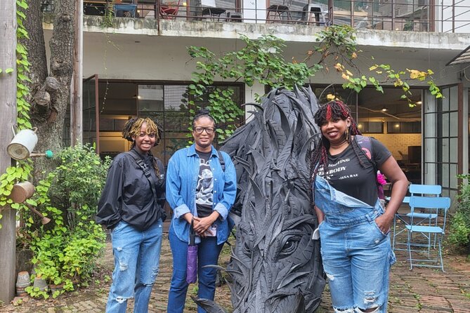 Seongsu-dong Walking Tour: K-Pop, Culture, Cheer, Friends & Relax - SM Entertainment and the D-Tower Seoul Forest area