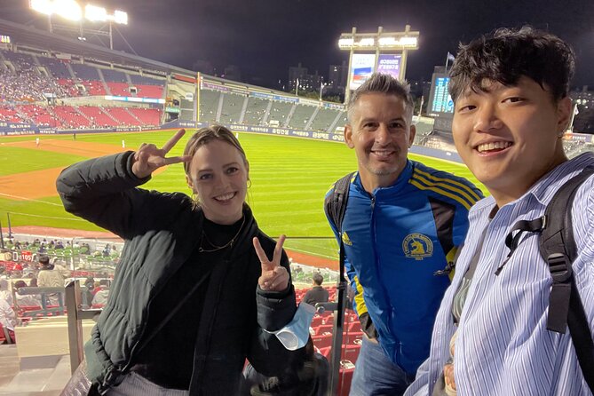 Seoul: Baseball Game Ticket with Dinner/Beer with the host - Inside the Stadium: Getting Seats, Feeling the Chant, and Not Getting Lost