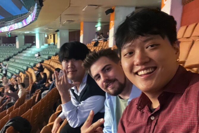 Seoul: Baseball Game Ticket with Dinner/Beer with the host - Finding Your Host in Seoul: Exit 1 or Exit 8, Then You’re Off