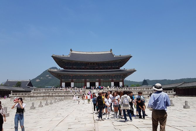 Seoul City Sightseeing Tour Including Gyeongbokgung Palace, N Seoul Tower, and Namsangol Hanok Village - Jogyesa Temple: A Calm Start Away From Seoul Noise