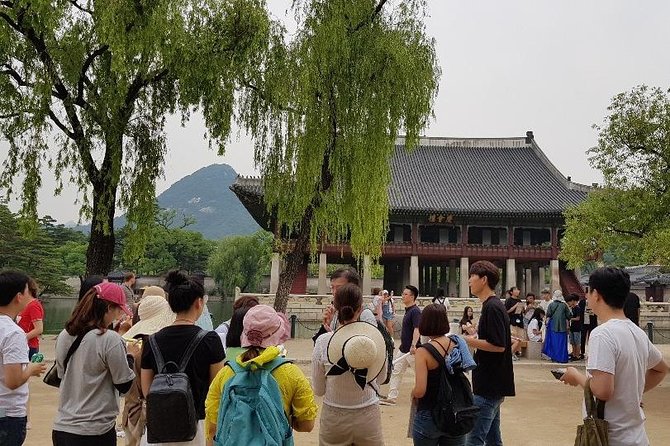 Seoul City Walking Private Tour (3hours) - Practical Timing: Making the Most of the 9:00 am Start