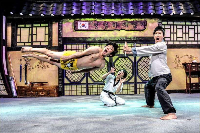 Seoul: Comic Martial Arts Performance JUMP Show Ticket - Martial arts stunts that keep the comedy moving