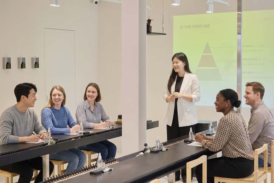 Seoul: Create Your Own Natural Perfume with a Perfumer - Why a Seoul hanok perfume workshop feels more personal than shopping