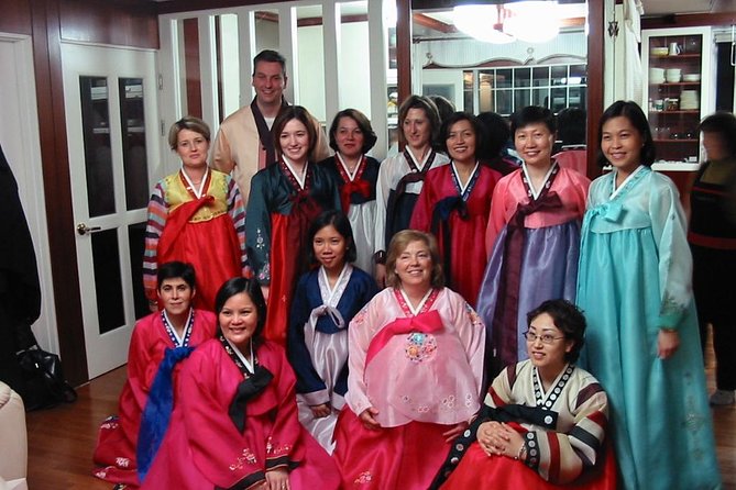 Seoul Cultural Tour - Kimchi Making, Gyeongbok palace with Hanbok - Insadong time: a classic Seoul channel for tradition shopping energy