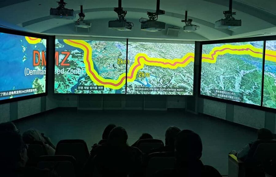Seoul: DMZ Guided Tour with Suspension Bridge and Gondola - Dora Observatory: seeing North Korea from the South