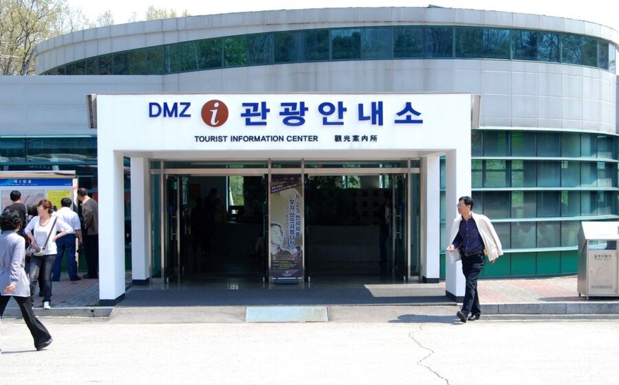 Seoul: DMZ, Gyeongbokgung Palace & City Tour - Arriving Early: City Hall Meeting Point and the Day Rhythm