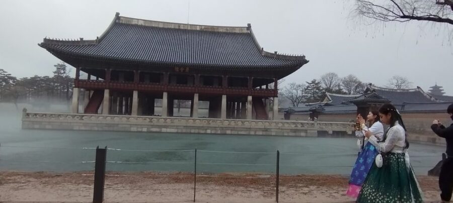 Seoul: DMZ, Gyeongbokgung Palace & City Tour - War History Pavilion and Imjingak: From the Battlefield to the Aftermath
