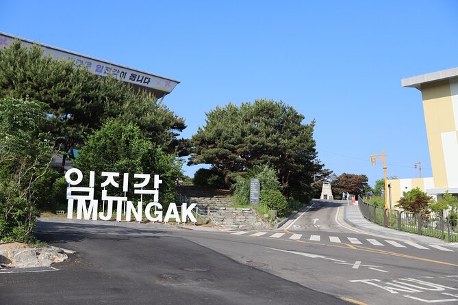 Seoul DMZ Tour with 3rd Tunnel and Red Suspension Bridge - Guides make a real difference, and you will feel it here