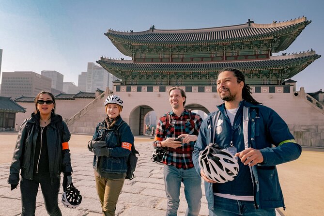 Seoul E-bike Tour - The Blue House viewpoint, then rolling into Bukchon hanok lanes