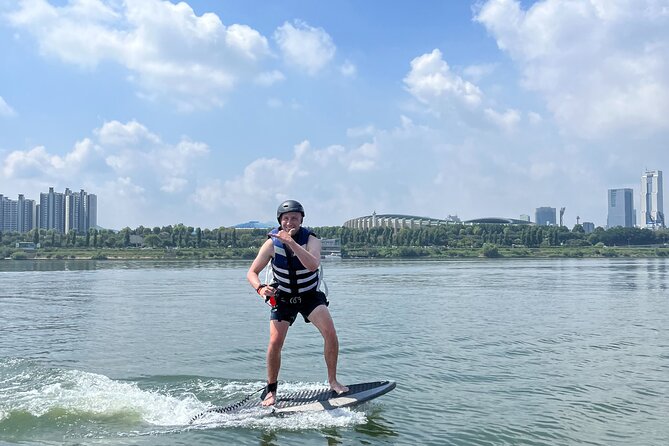 Seoul : Efoil & Windsurf Experiences in Han River - Windsurfing in Seoul with a short orientation, then real water time