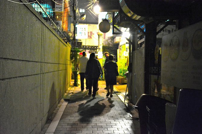 Seoul: Evening Dark History, Folklore & Ghost Story Walking Tour - The route: Palace chills, alley secrets, and Tapgol Park’s independence story