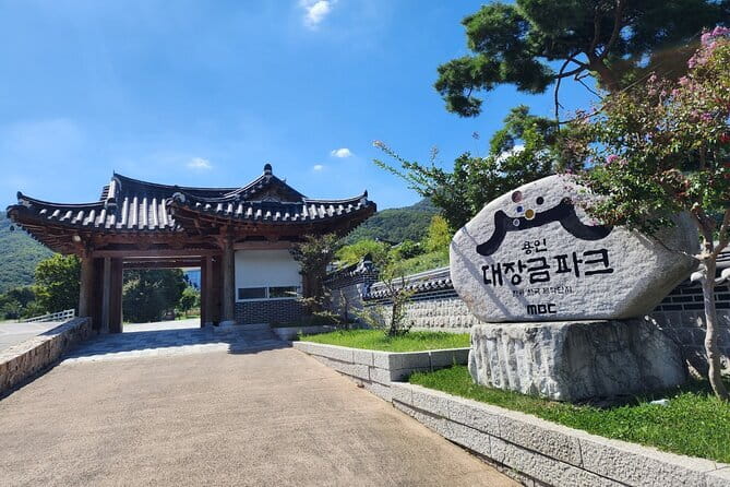 Seoul Food: Banchan, Bibimbap, and Beyond - Tips to Make the Most of a 5-Hour Seoul Food Loop