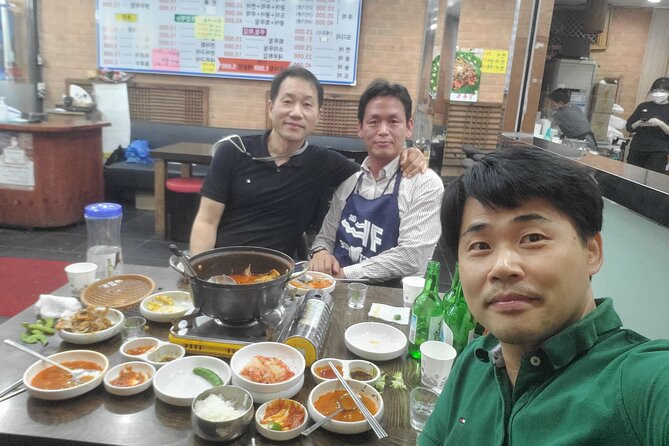 Seoul Food n Night view with Local Korean BBQ dinner Hongdae st. - Ikseon-dong Hanok Street for old-world texture