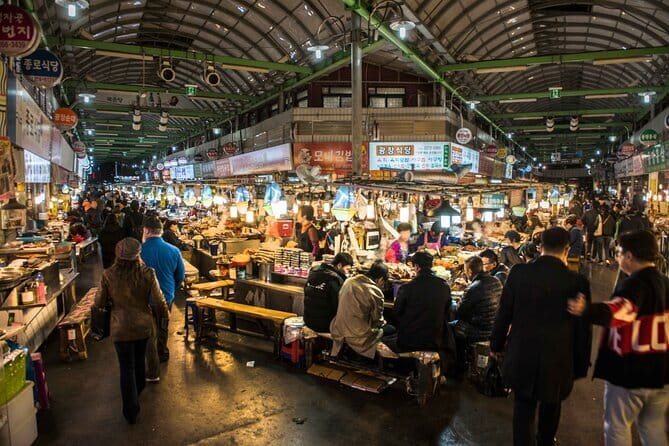 Seoul Foodie Walking Tour - Gwangjang Market: your intro to Korean street-food logic