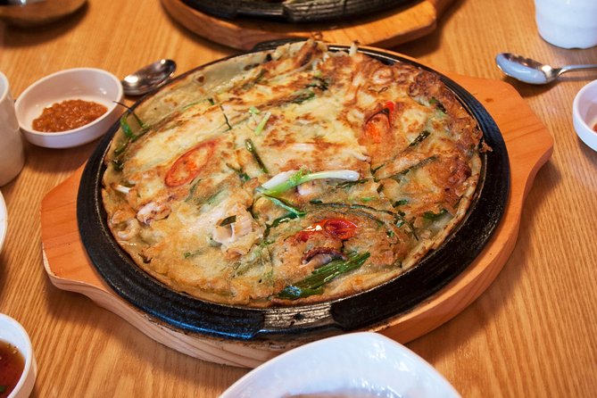 Seoul: Fully Customizable Private Tour - Gwangjang Traditional Market: Eat, Watch, Then Eat Again (With Sense)