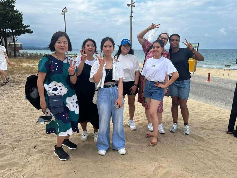 Seoul: Gangneung BTS K-Pop & K-Drama Filming Locations Tour - Anmok Beach and Gangneung Coffee Street: sea air with a coffee vibe