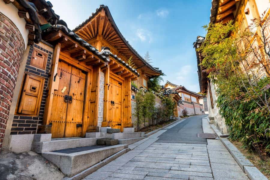 Seoul: Gyeongbokgung / Hanok Village / N Seoul Tower - Who should book this private Seoul day, and who might want a different plan