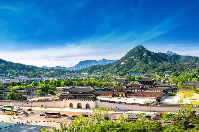 Seoul: Gyeongbokgung Palace Half day Tour - Stop 1, Gwanghwamun Gate: Your Palace Entrance Moment