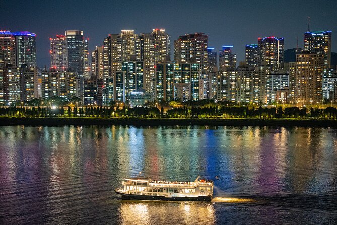 Seoul Han River Night Tour: Picnic, Games & Starlight Cruise - Key moments that make this tour worth your time