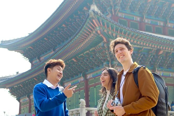 Seoul Highlights & Hidden Gems Tours by Locals: Private + Custom - A local guide who builds your Seoul day around you