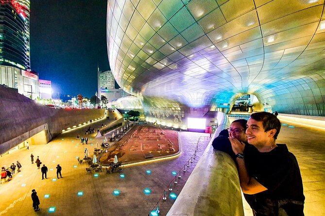 Seoul Highlights & Hidden Gems Tours by Locals: Private + Custom - Why the walking format actually helps in Seoul