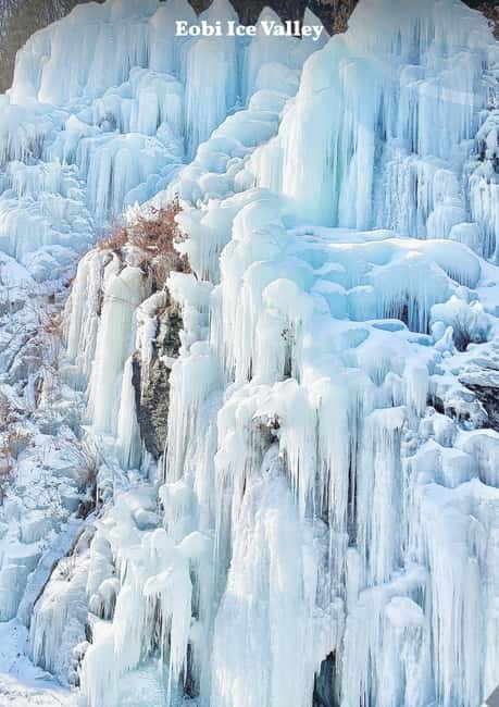 Seoul: Mt. Seorak & Nami Island & Eobi Ice Valley Day Tour - Eobi Ice Valley and the Starlight Garden: winter mood check
