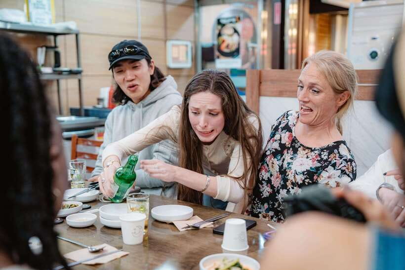 Seoul: Night Market Food Tour with Local Guide - The 2-hour flow: how the pace stays fun