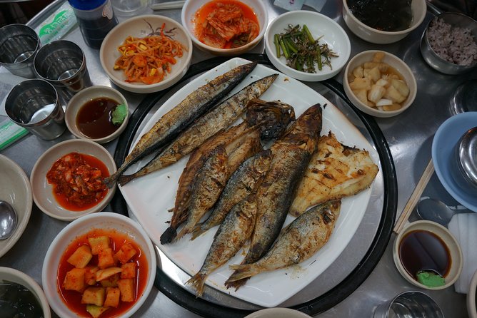 Seoul Night "Private Tour"(Korean BBQ, N-Tower, Seoul Fortress, Local Market) - Bugak Palgakjeong Viewpoint for Northern Seoul Skyline