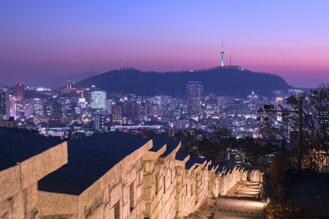 Seoul Night Tour (Gwangjang Market, Royal Palace and Naksan Park) - Changgyeonggung Palace at Night: Queen-Only Mood and Ticketed Time
