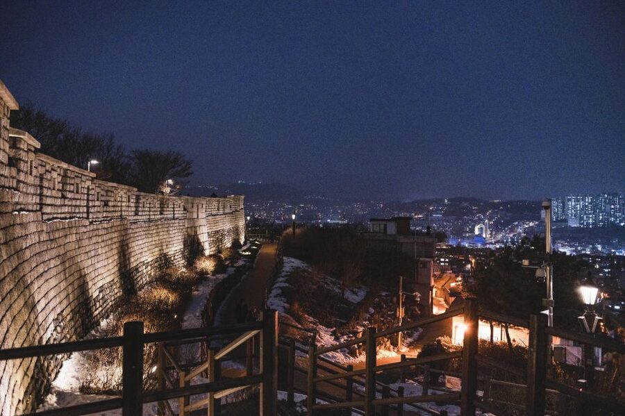 Seoul: Nighttime Hidden Gems Walking Tour - Hanyang City Wall at Night: The K-Pop Demon Hunters View