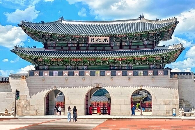 Seoul One Day Sightseeing Tour with N Tower and Lunch - Gyeongbokgung Palace, Plus the National Folk Museum Stop