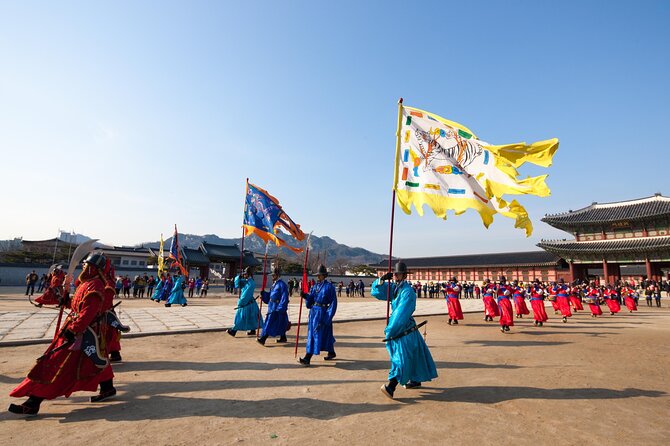 Seoul Private Tour Gyeongbok Palace Bukchon and Gwangjang Market - Key highlights you should plan around