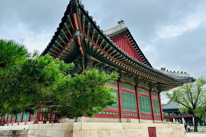 Seoul Private Tour with hidden gem of Seoul - N Seoul Tower’s 360 View, the Perfect Finish