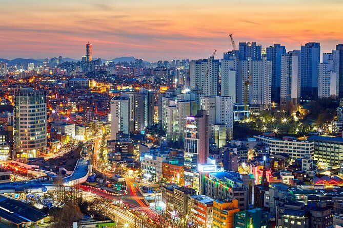 Seoul Private Walking Tour with a Local - Walking logistics: shoes, weather, and keeping your day comfortable