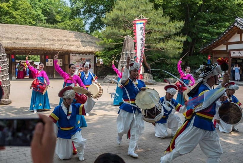 Seoul: Suwon Hwaseong, Folk Village, & Starfield Library - How This 10-Hour Suwon and Yongin Plan Really Works
