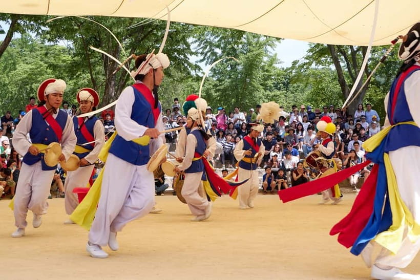 Seoul: Suwon Hwaseong Fortress & Korean Folk Village Tour - Price and value: $74 that only works if you want the guided package