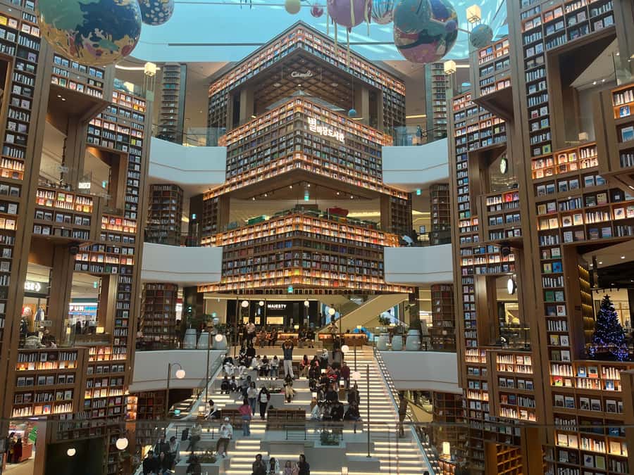 Seoul : Suwon Hwaseong Fortress+Starfield Library+Waujeongsa - Practical Tips Before You Go (Shoes, Comfort, and Who This Fits)