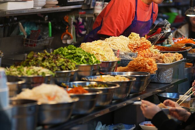 Seoul Vegan & Vegetarian Gwangjang Market Food Tour (11 Tastings) - The meal deal: what you eat in 2 hours