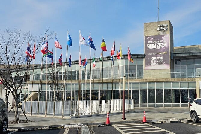 [Small Group] Aegibong and DMZ Closest Views of North Korea - Your Passport Opens the Day: DMZ Basics From Seoul