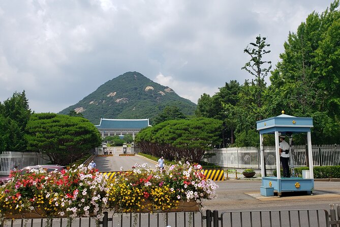 (Small Group) Palace & Seoul Old Town Highlights - Price and Value: Is $60.27 Worth It for This Much Walking?