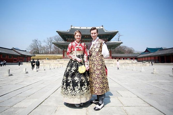Small Group Seoul Highlight Tour opt. Hanbok & Tea Ceremony - Gyeongbokgung Palace and the Changing of the Guard Window