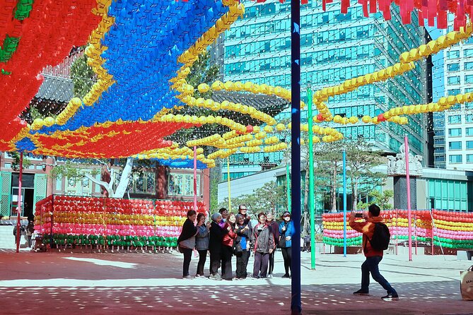 Small-Group Seoul Tour with Gyeongbokgung Palace (hotel pick-up) - Stop 3: Gyeongbokgung Palace Tour, the Court-Life Focus, and the Tuesday Swap
