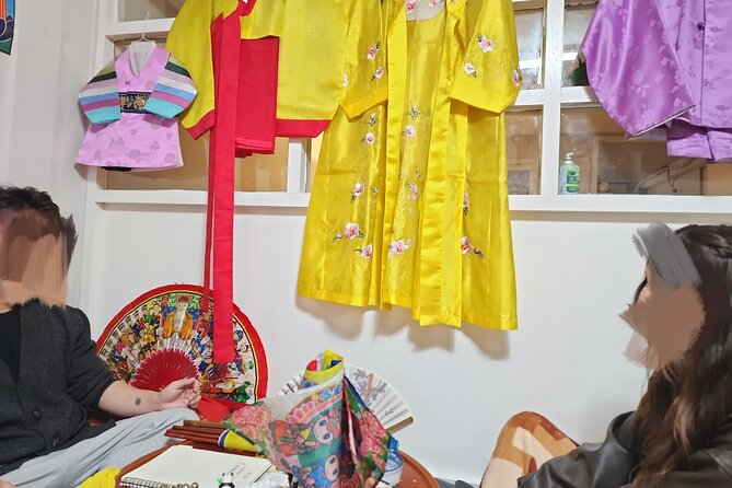 Spiritual Adventure : Into Inwangsan and Korean Shamanism - Talismans and the Choice to Request Something Custom