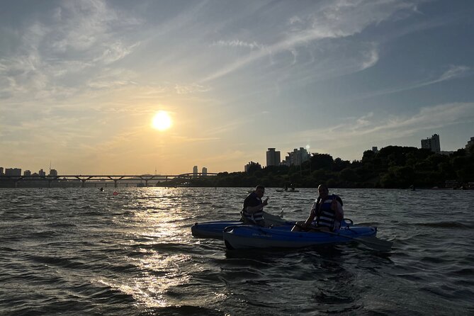 Stand Up Paddle Board (SUP) and Kayak Activities in Han River - Photos, Videos, and the Landmark-Spotting Benefit of a Real Guide