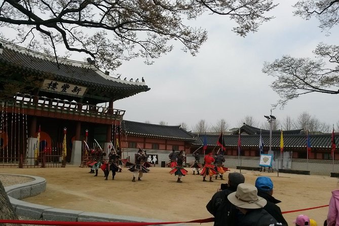 Suwon Hwaseong Fortress and Korean Folk Village Day Tour from Seoul - Key Points to Know Before You Go